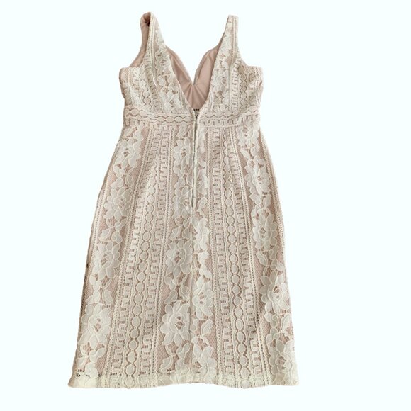 NEW Selfie Leslie Lace Dress Cocktail Overlay Boning Sleeveless White Tan Small - Picture 4 of 13